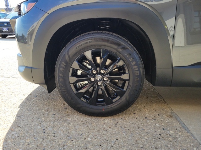 2025 Mazda CX-50 2.5 S Preferred Package Image 8 of 24