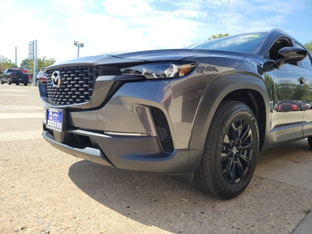 2025 Mazda CX-50 2.5 S Preferred Package Image 16 of 24