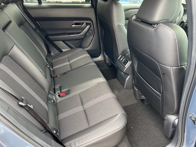 2025 Mazda CX-50 2.5 S Preferred Package Image 20 of 38