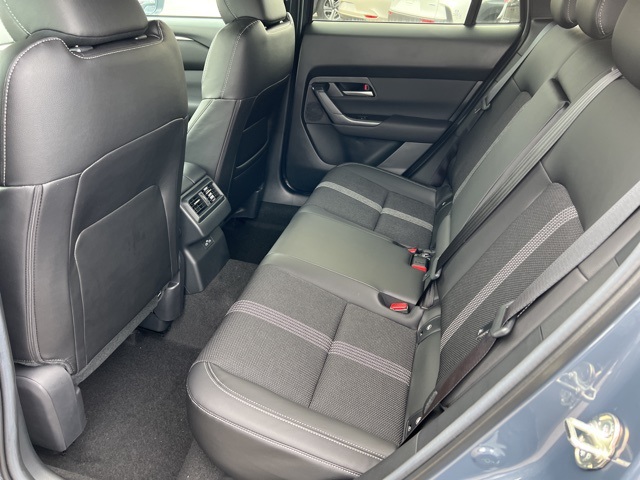 2025 Mazda CX-50 2.5 S Preferred Package Image 21 of 38