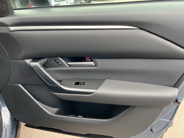 2025 Mazda CX-50 2.5 S Preferred Package Image 29 of 38