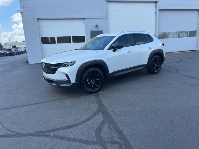2025 Mazda CX-50 2.5 S Preferred Package Image 3 of 35