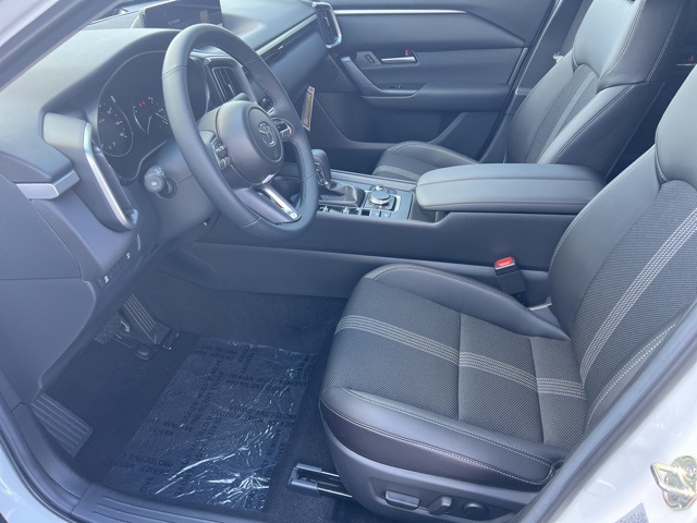 2025 Mazda CX-50 2.5 S Preferred Package Image 33 of 35