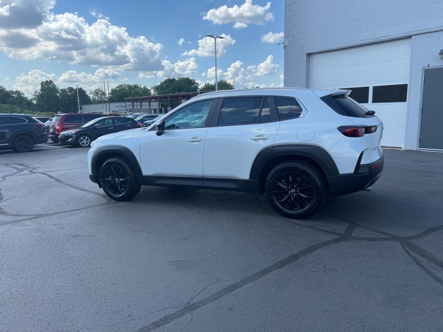 2025 Mazda CX-50 2.5 S Preferred Package Image 15 of 35