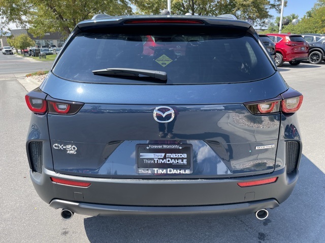 2025 Mazda CX-50 2.5 S Preferred Package Image 6 of 13