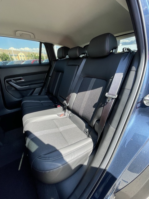 2025 Mazda CX-50 2.5 S Preferred Package Image 11 of 13