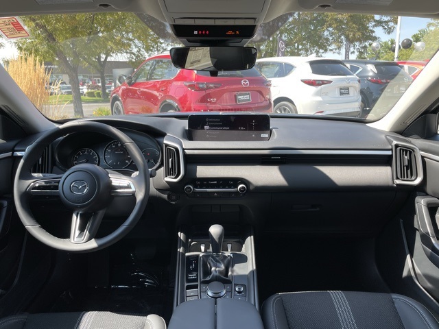 2025 Mazda CX-50 2.5 S Preferred Package Image 12 of 13