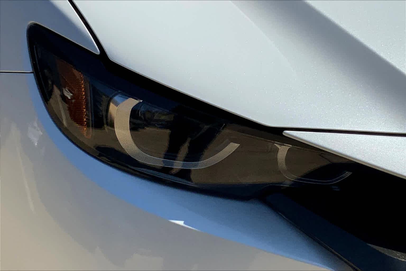 2025 Mazda CX-50 2.5 S Preferred Package Image 15 of 19