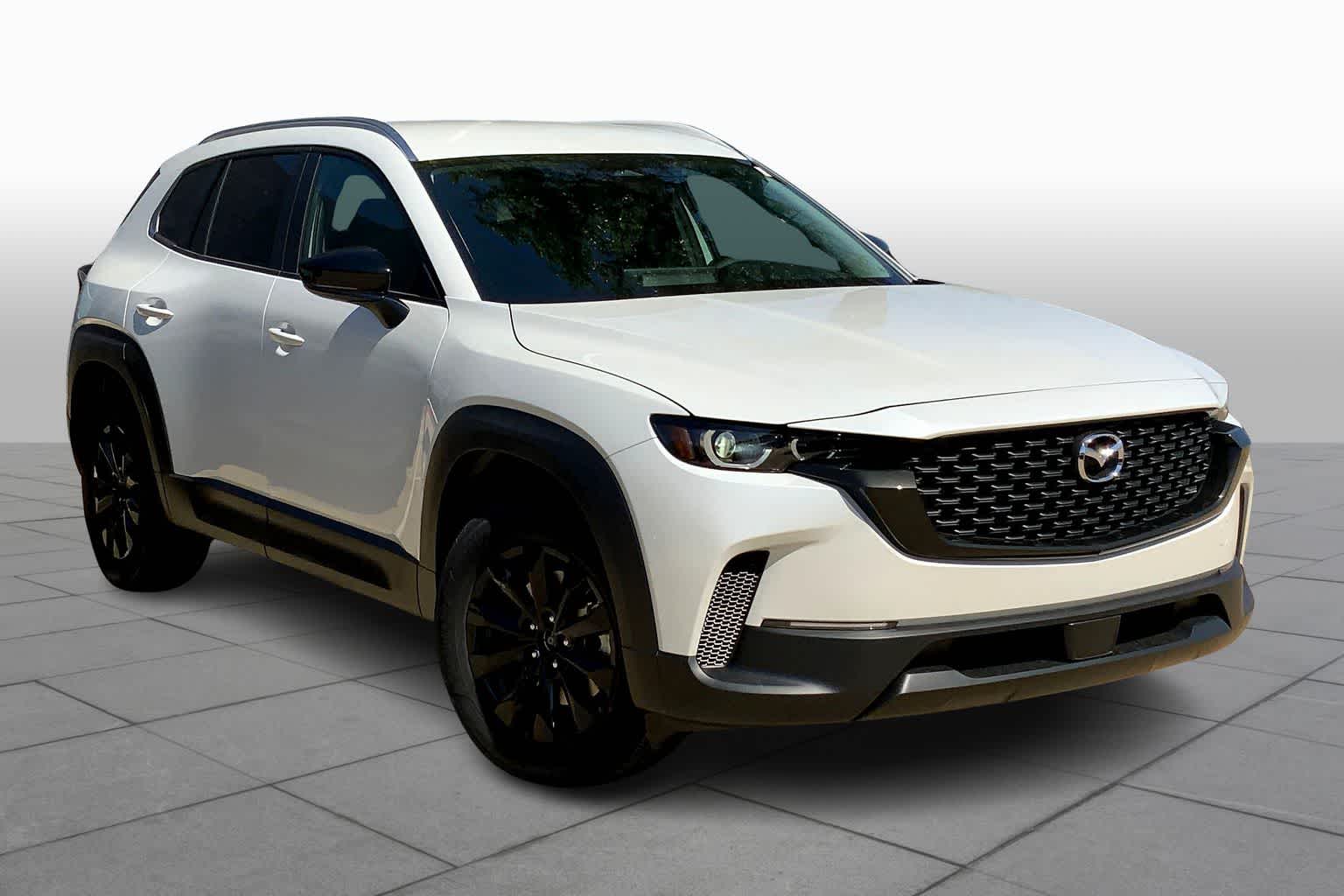 2025 Mazda CX-50 2.5 S Preferred Package Image 3 of 19