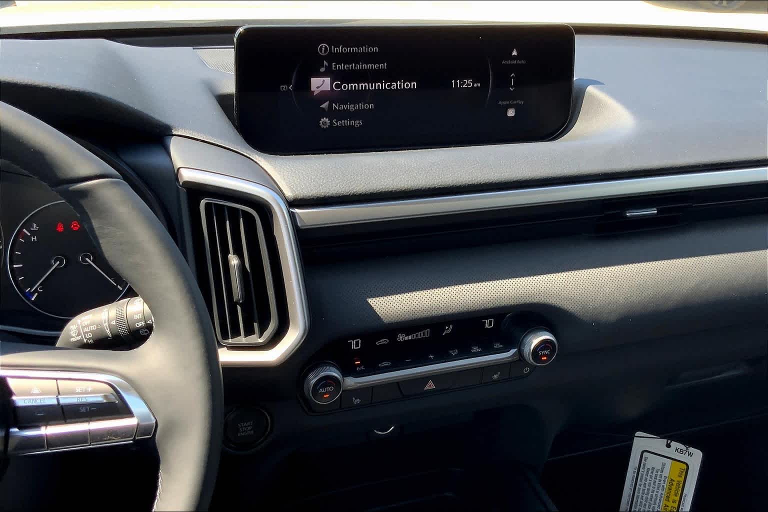 2025 Mazda CX-50 2.5 S Preferred Package Image 12 of 19