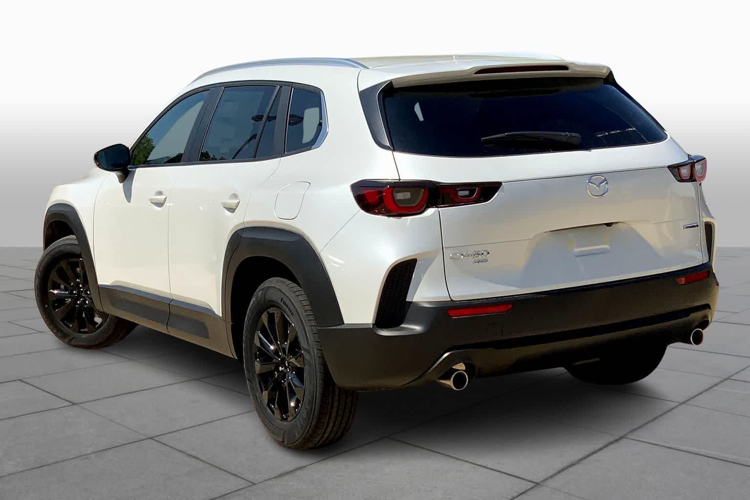 2025 Mazda CX-50 2.5 S Preferred Package Image 5 of 19