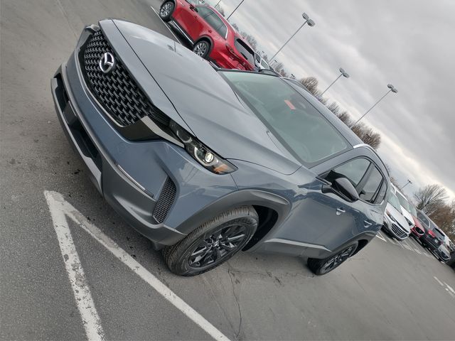 Vehicle image 3 of 28