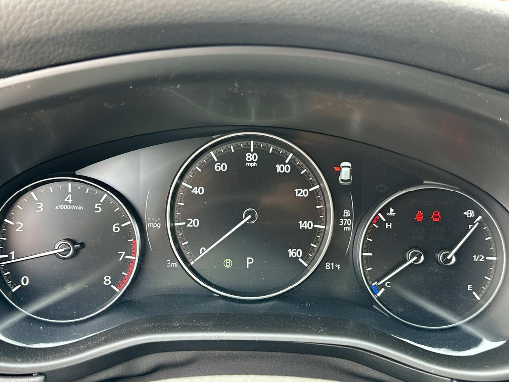 Vehicle image 20 of 35