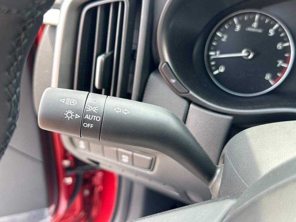 Vehicle image 19 of 35