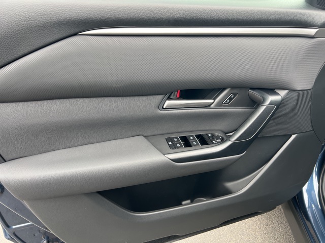 2025 Mazda CX-50 2.5 S Preferred Package Image 35 of 44