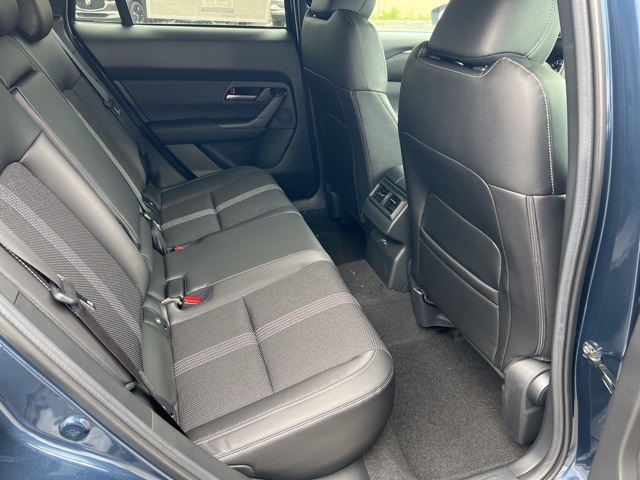 2025 Mazda CX-50 2.5 S Preferred Package Image 28 of 44