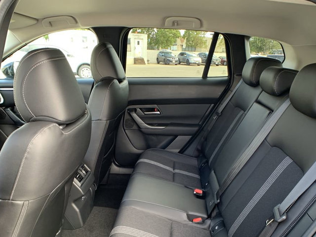 2025 Mazda CX-50 2.5 S Preferred Package Image 18 of 48