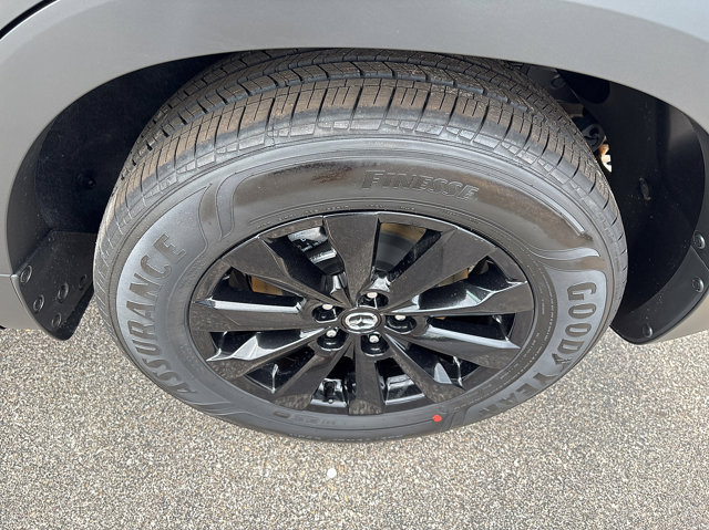 2025 Mazda CX-50 2.5 S Preferred Package Image 7 of 10