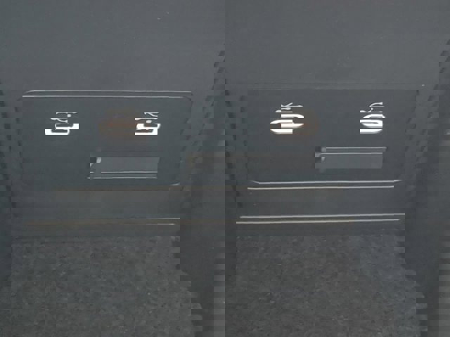 Vehicle image 20 of 27