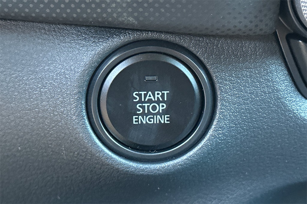 2025 Mazda CX-50 2.5 S Preferred Package Image 19 of 22