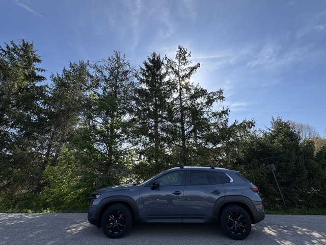 Vehicle image 8 of 48