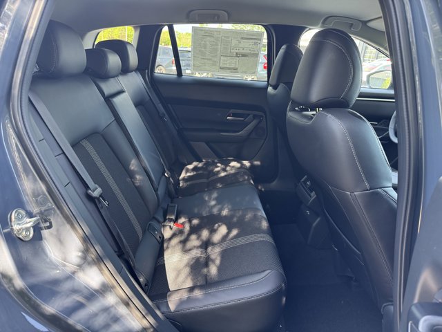 Vehicle image 18 of 48