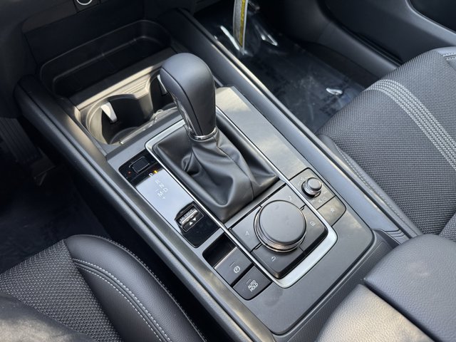 Vehicle image 46 of 48