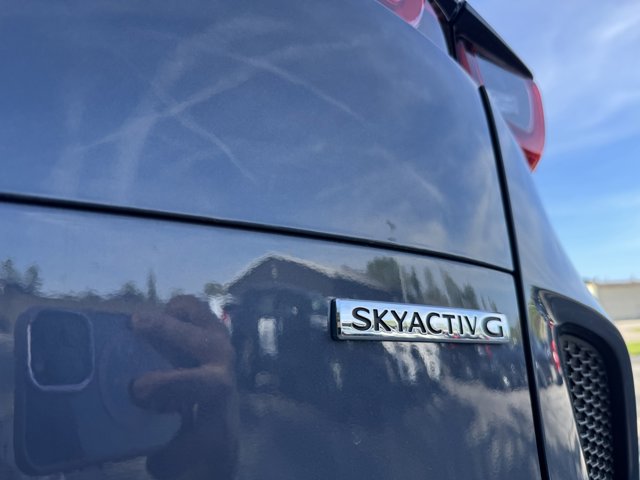 Vehicle image 29 of 48