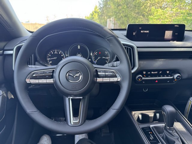 Vehicle image 33 of 48