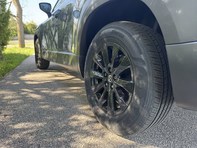 Vehicle image 26 of 48