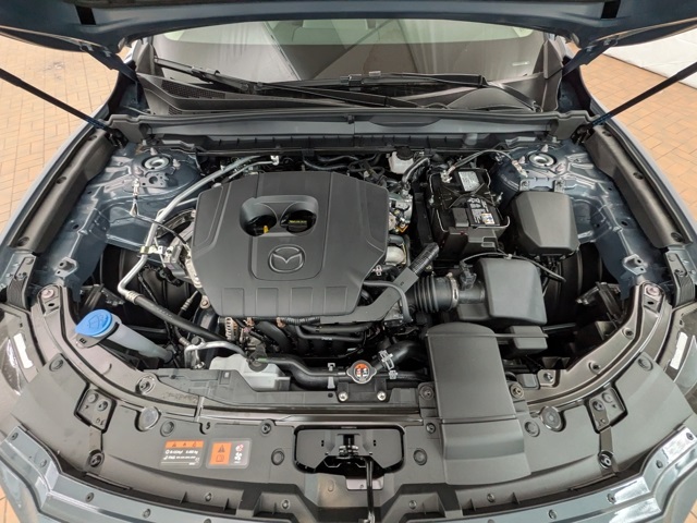2025 Mazda CX-50 2.5 S Preferred Package Image 6 of 31