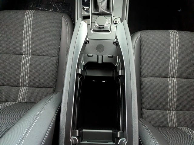 2025 Mazda CX-50 2.5 S Preferred Package Image 20 of 31