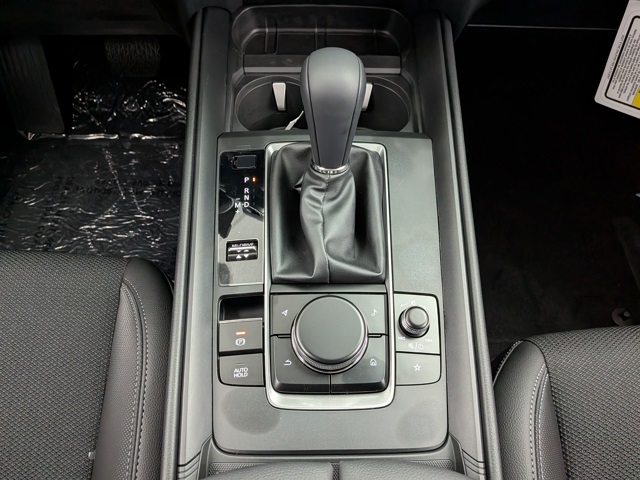 2025 Mazda CX-50 2.5 S Preferred Package Image 19 of 31