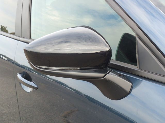 2025 Mazda CX-50 2.5 S Preferred Package Image 23 of 26