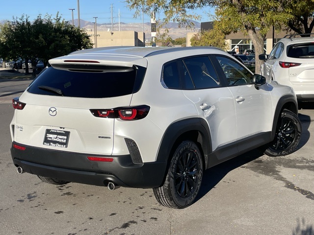 2025 Mazda CX-50 2.5 S Preferred Package Image 5 of 13