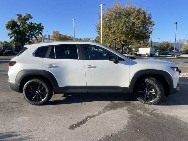 2025 Mazda CX-50 2.5 S Preferred Package Image 4 of 13