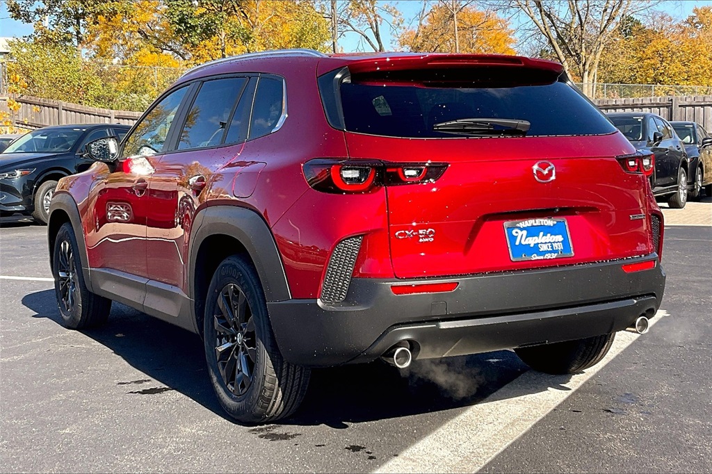 2025 Mazda CX-50 2.5 S Preferred Package Image 3 of 14