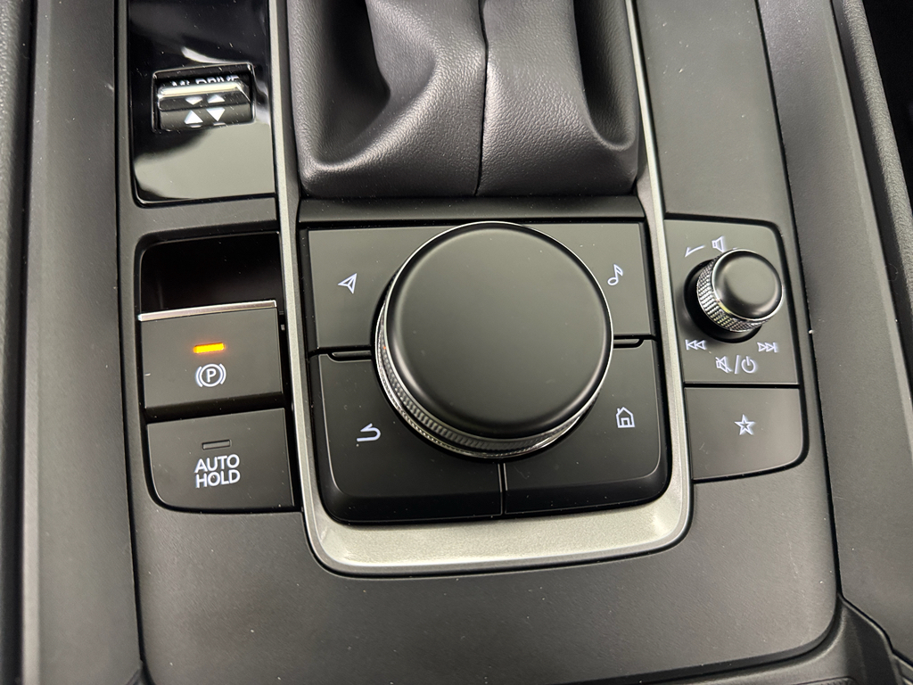 Vehicle image 20 of 33