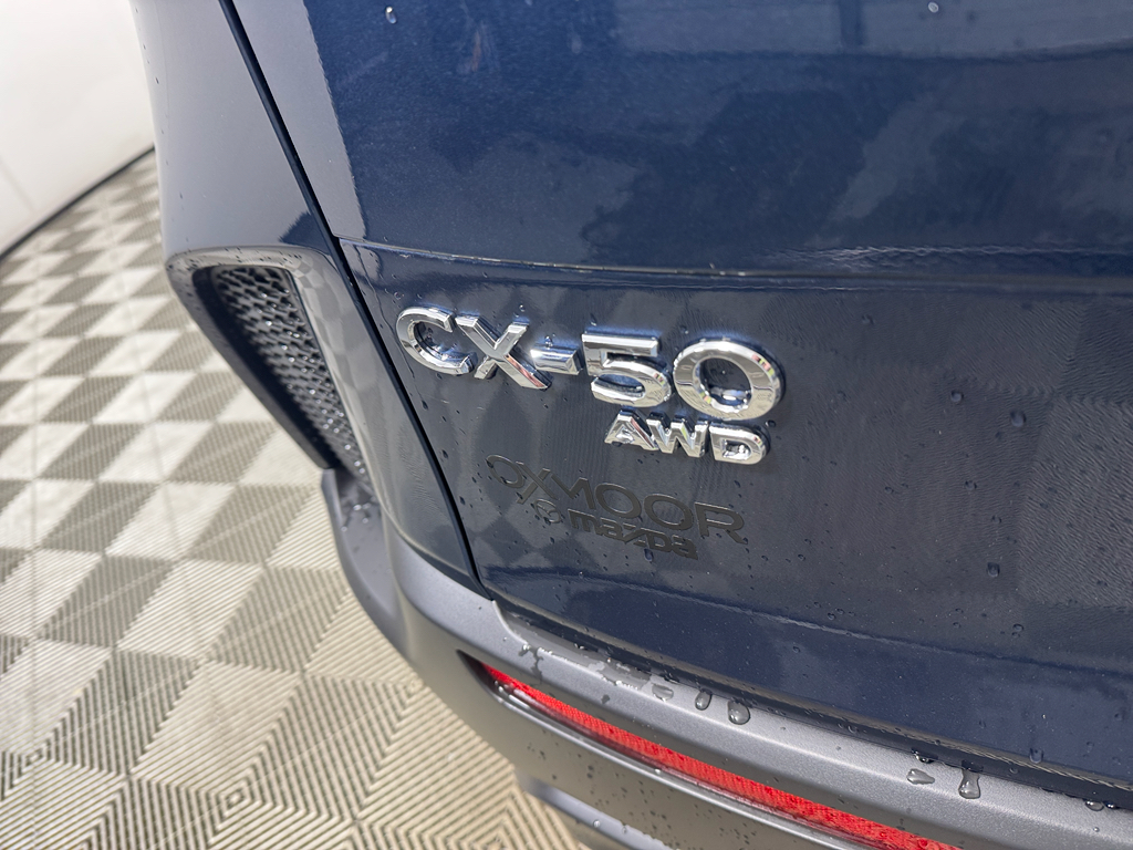 Vehicle image 9 of 33