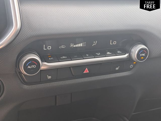 Vehicle image 25 of 29