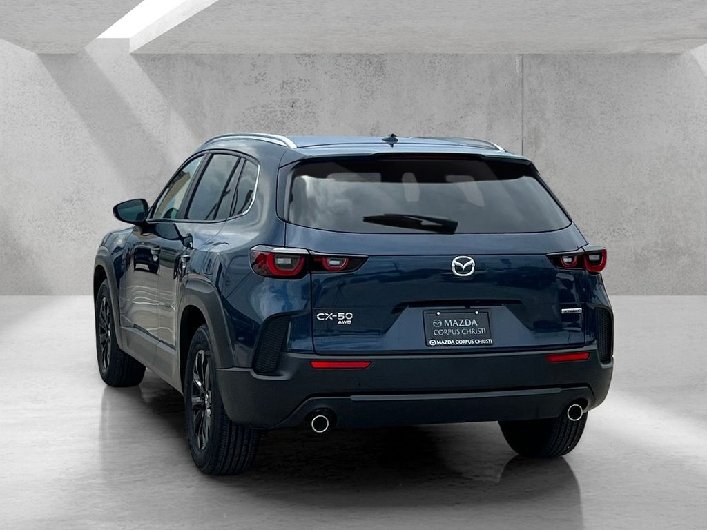 2025 Mazda CX-50 2.5 S Premium Package Image 7 of 32