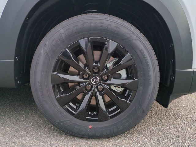 2025 Mazda CX-50 2.5 S Premium Package Image 10 of 28