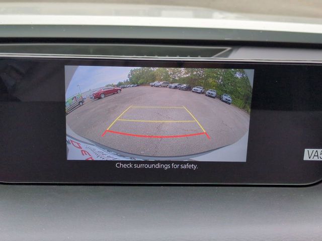 2025 Mazda CX-50 2.5 S Premium Package Image 26 of 28