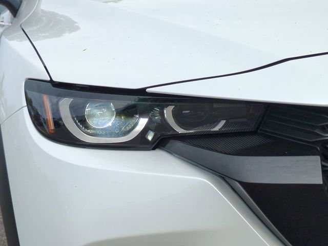 2025 Mazda CX-50 2.5 S Premium Package Image 20 of 28