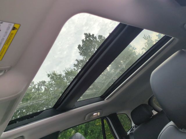 2025 Mazda CX-50 2.5 S Premium Package Image 28 of 28