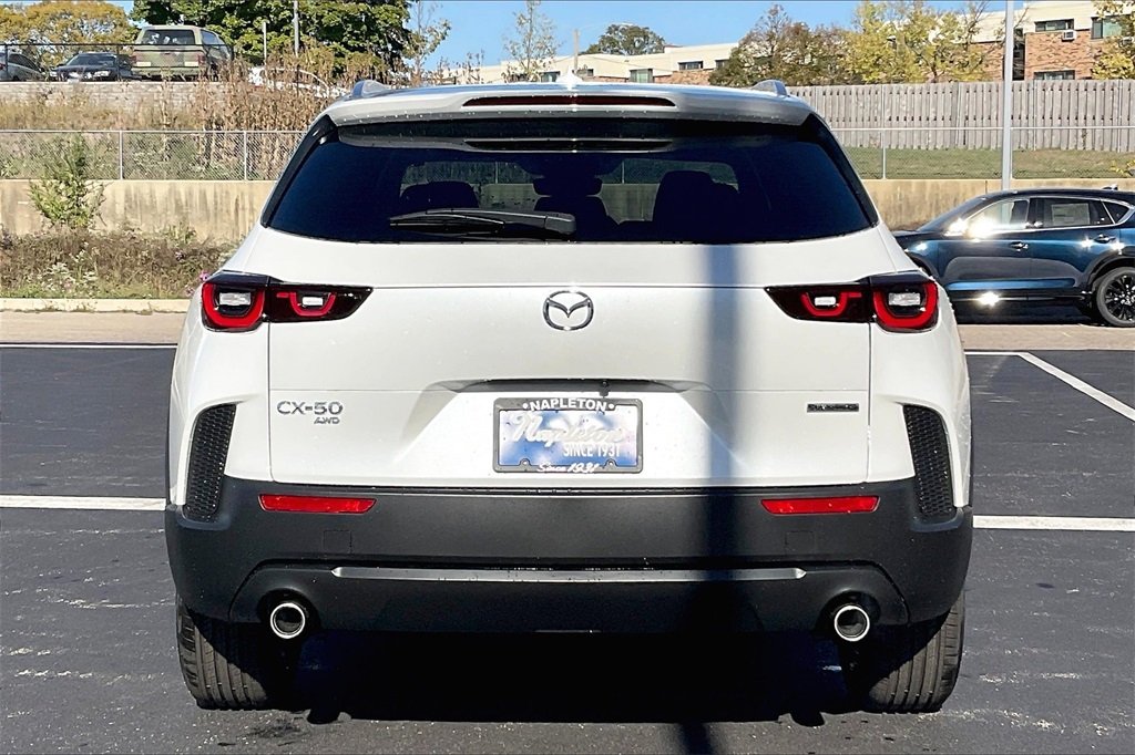 2025 Mazda CX-50 2.5 S Premium Package Image 4 of 14