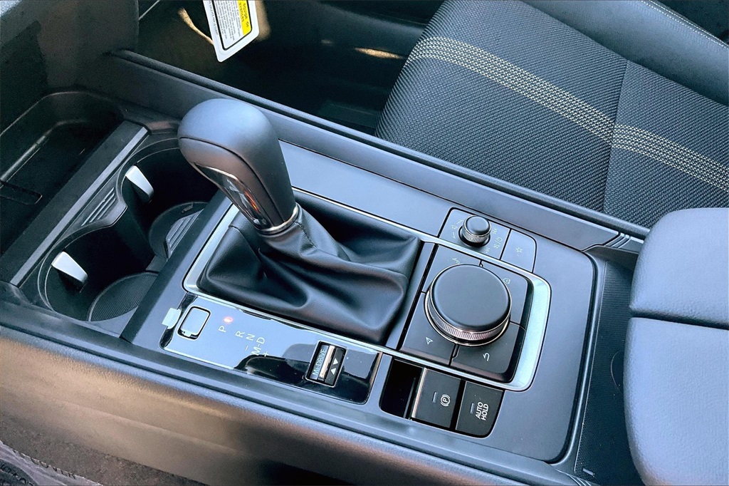 2025 Mazda CX-50 2.5 S Premium Package Image 12 of 14