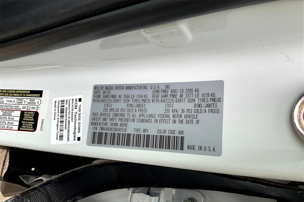 2025 Mazda CX-50 2.5 S Premium Package Image 13 of 14