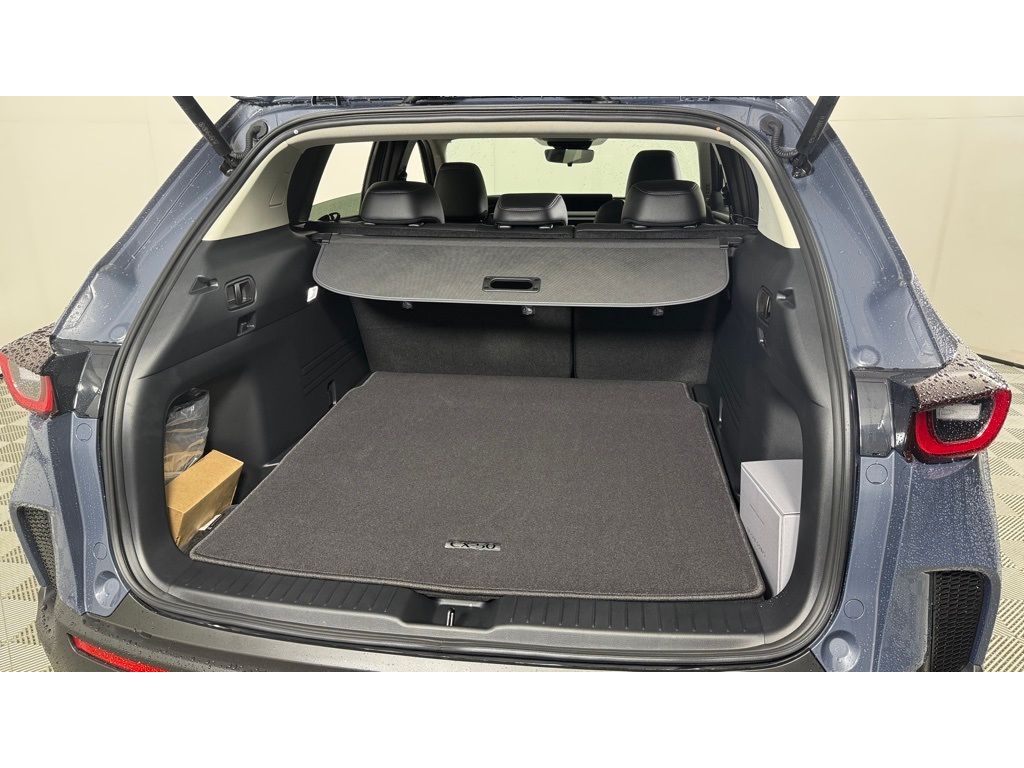 Vehicle image 13 of 34