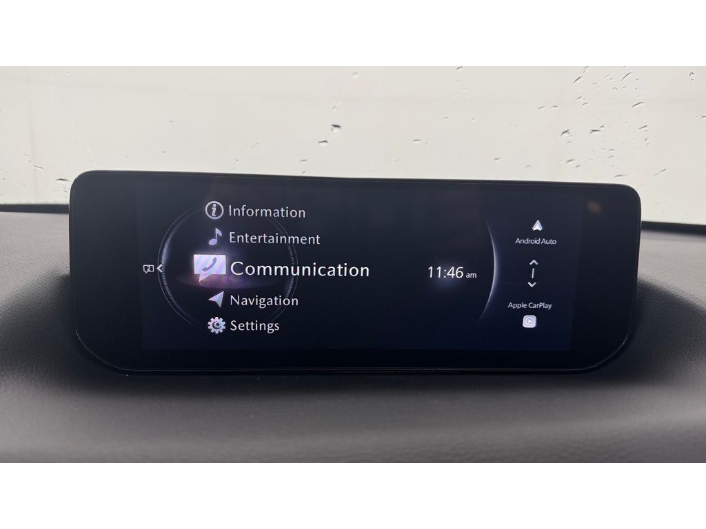 Vehicle image 21 of 34